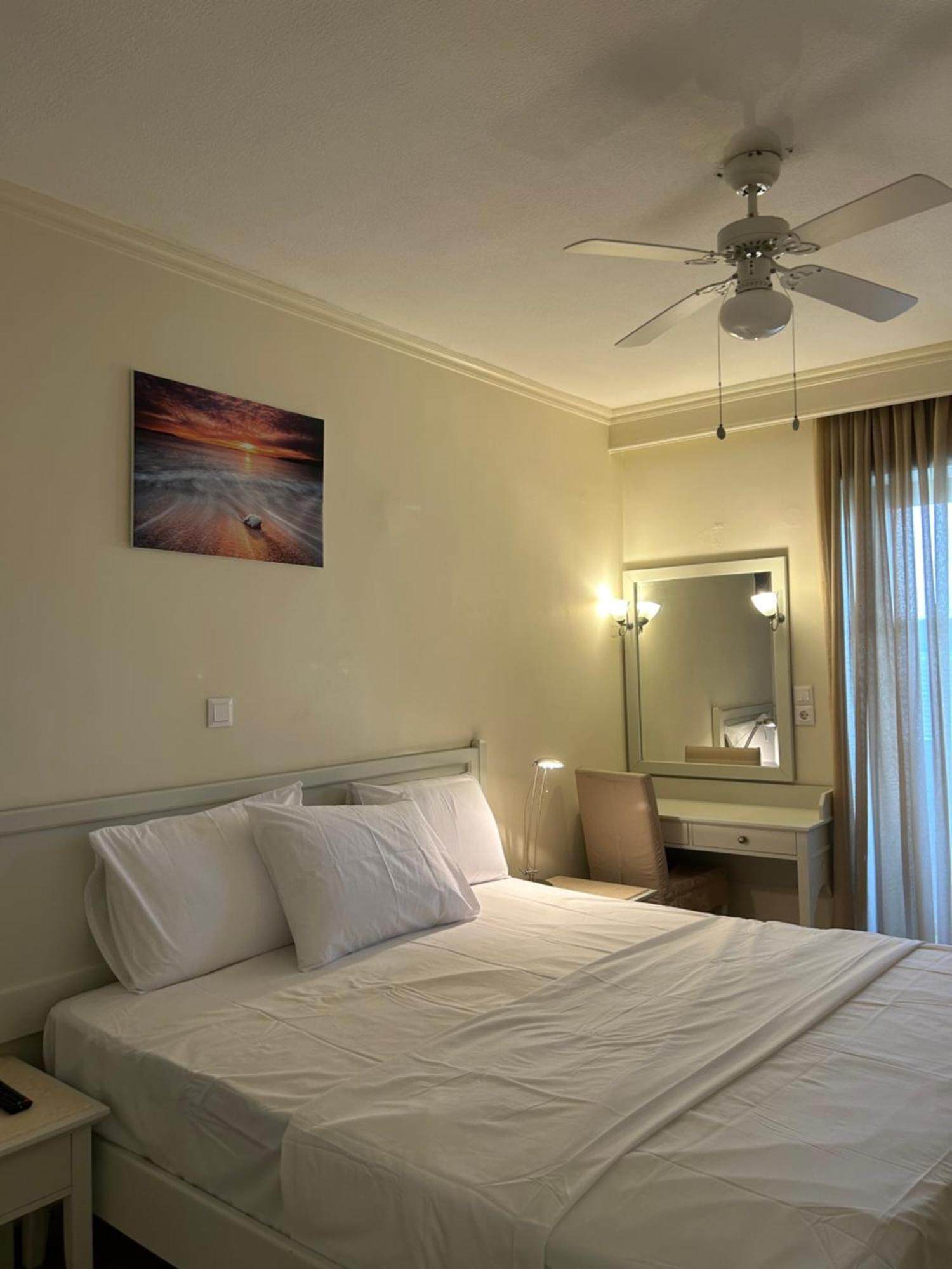 Captain Yiannis Studios & Apartments Kos Exteriör bild