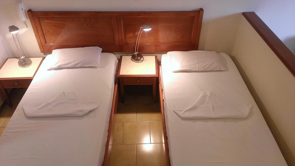 Captain Yiannis Studios & Apartments Kos Rum bild