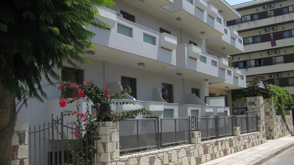 Captain Yiannis Studios & Apartments Kos Rum bild